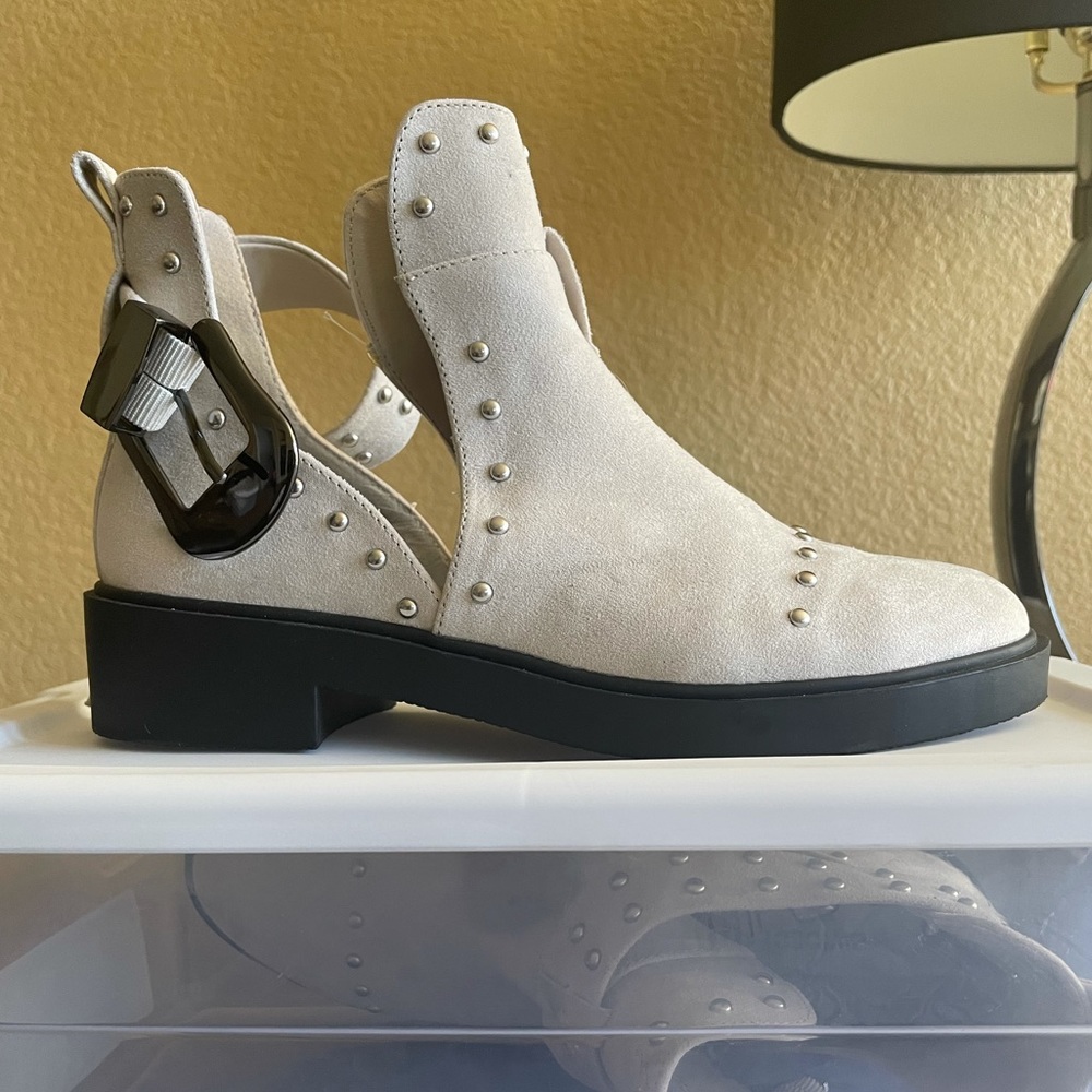H&M ankle booties